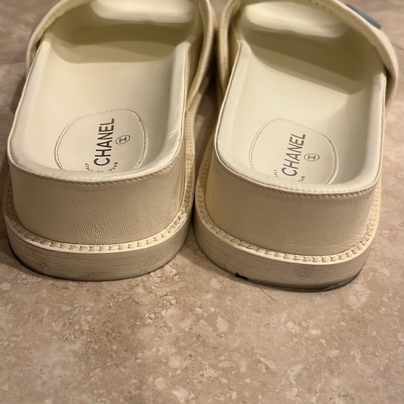100% AUTHENTIC CHANEL SANDALS - Picture 7 of 8